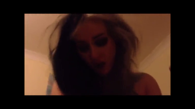 Homemade Amateur Teen Sex with Goth girl [Claim]